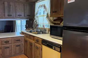 3500 Summers Ln, Klamath Falls, OR 97603 - Photo 6