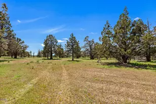 63510 Gentry Loop, Bend, OR 97701 - Photo 38