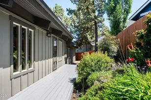 62968 Fresca St, Bend, OR 97703 - Photo 40