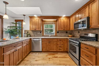 62968 Fresca Street, Bend, OR 97703 - Photo 12
