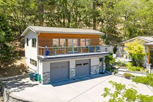 225 Grandview Dr, Ashland, OR 97520 - Photo 2