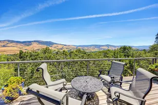 225 Grandview Dr, Ashland, OR 97520 - Photo 16