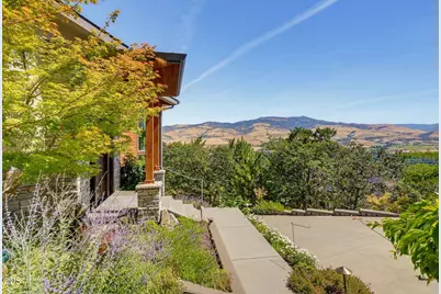 225 Grandview Drive, Ashland, OR 97520 - Photo 8