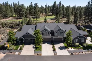 60507 Hedgewood, Bend, OR 97702 - Photo 2