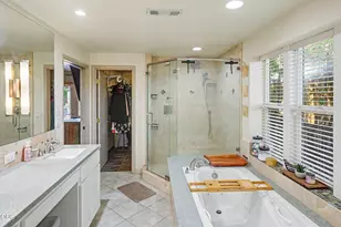 2639 Hillcrest Rd, Medford, OR 97504 - Photo 16