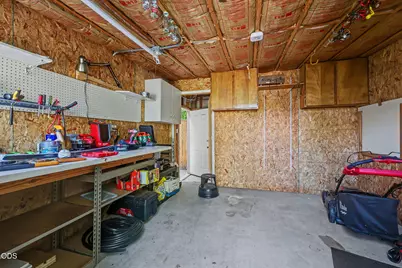 2639 Hillcrest Road, Medford, OR 97504 - Photo 42