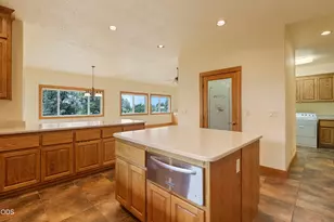 3099 SW Cascade Vista Dr, Redmond, OR 97756 - Photo 16