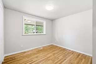 19637 Poplar St, Bend, OR 97702 - Photo 24
