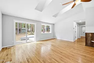 19637 Poplar St, Bend, OR 97702 - Photo 16