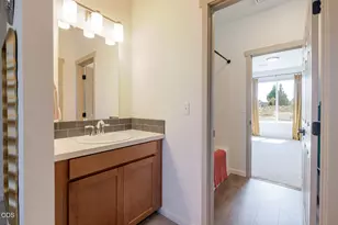 64794 Hunnell Rd, Bend, OR 97703 - Photo 34