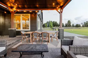 64794 Hunnell Rd, Bend, OR 97703 - Photo 46