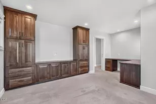 4048 Fieldbrook Ave, Medford, OR 97504 - Photo 54