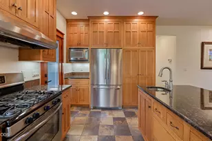 20385 Penhollow Ln, Bend, OR 97702 - Photo 16