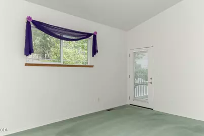 279 Ridgefield Road, Grants Pass, OR 97527 - Photo 16
