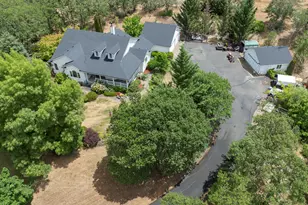 279 Ridgefield Rd, Grants Pass, OR 97527 - Photo 56