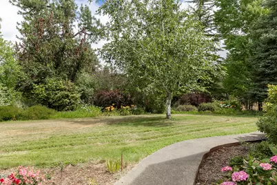 279 Ridgefield Road, Grants Pass, OR 97527 - Photo 46