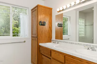 279 Ridgefield Road, Grants Pass, OR 97527 - Photo 20