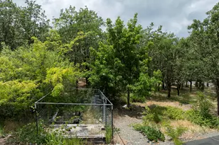 279 Ridgefield Rd, Grants Pass, OR 97527 - Photo 48