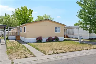 6850 Downing Rd, Central Point, OR 97502 - Photo 2