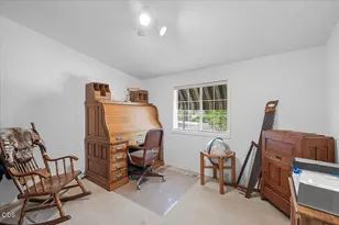 4624 S Pacific Hwy, Phoenix, OR 97535 - Photo 18