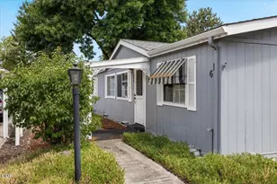 4624 S Pacific Hwy, Phoenix, OR 97535 - Photo 1