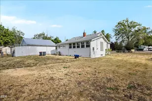 2797 Beall Ln, Central Point, OR 97502 - Photo 18