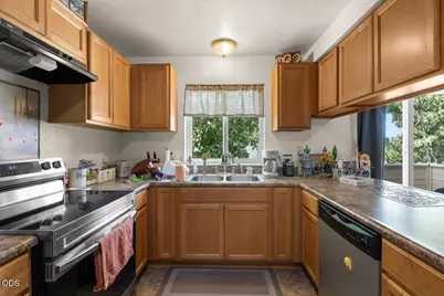 [Address not provided], Medford, OR 97504 - Photo 18