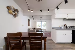 820 NE 4th St, Bend, OR 97701 - Photo 8