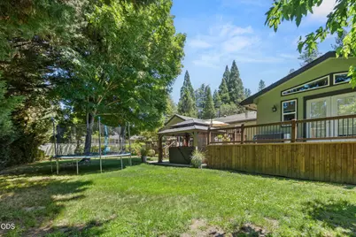 686 Towne Street, Grants Pass, OR 97527 - Photo 30