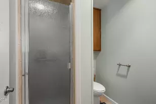 686 Towne St, Grants Pass, OR 97527 - Photo 24