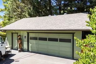 686 Towne St, Grants Pass, OR 97527 - Photo 32