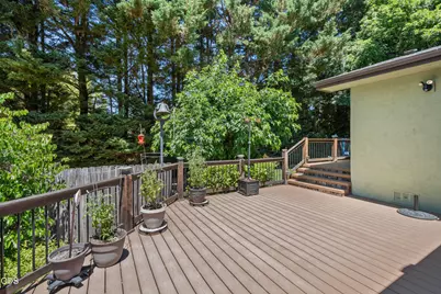 686 Towne Street, Grants Pass, OR 97527 - Photo 26