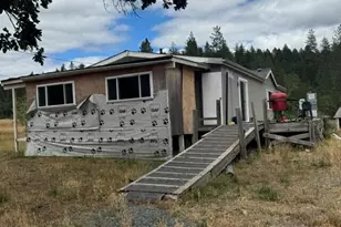 5345 West Side Rd, Cave Junction, OR 97523 - Photo 10