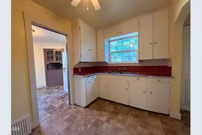 718 Roseway Drive, Klamath Falls, OR 97601 - Photo 8