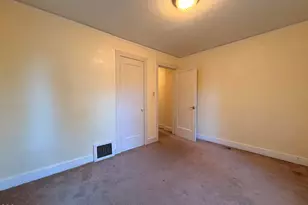 718 Roseway Dr, Klamath Falls, OR 97601 - Photo 18