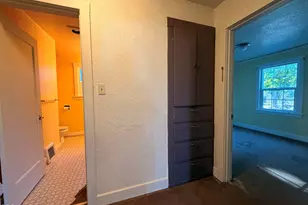 718 Roseway Dr, Klamath Falls, OR 97601 - Photo 14