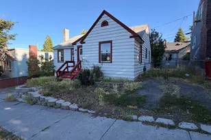 718 Roseway Dr, Klamath Falls, OR 97601 - Photo 4