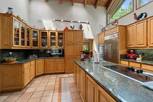 5061 Lower River Rd, Grants Pass, OR 97526 - Photo 18