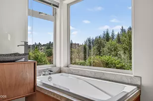1921 Ashland Mine Rd, Ashland, OR 97520 - Photo 16