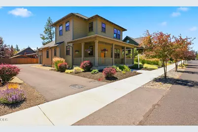 1035 E Horse Back Trail, Sisters, OR 97759 - Photo 48