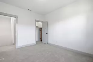 1035 E Horse Back Trail, Sisters, OR 97759 - Photo 34