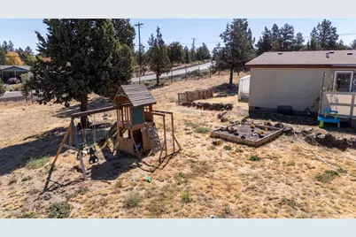 13770 SW Cinder Cone Loop, Terrebonne, OR 97760 - Photo 28