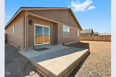 898 SE Strawberry Lane, Madras, OR 97741 - Photo 16