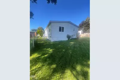 3415 Crest Street #18, Klamath Falls, OR 97603 - Photo 28