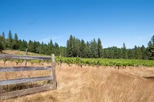 1329 Larson Rd, Roseburg, OR 97471 - Photo 18