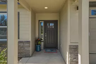 1815 W Williamson Ave, Sisters, OR 97759 - Photo 2