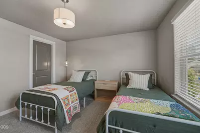 1815 W Williamson Avenue, Sisters, OR 97759 - Photo 24