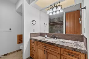 21955 Rickard Rd, Bend, OR 97702 - Photo 24