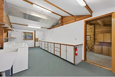 21955 Rickard Road, Bend, OR 97702 - Photo 38