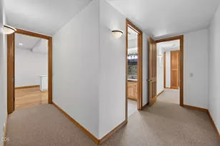 21955 Rickard Rd, Bend, OR 97702 - Photo 64